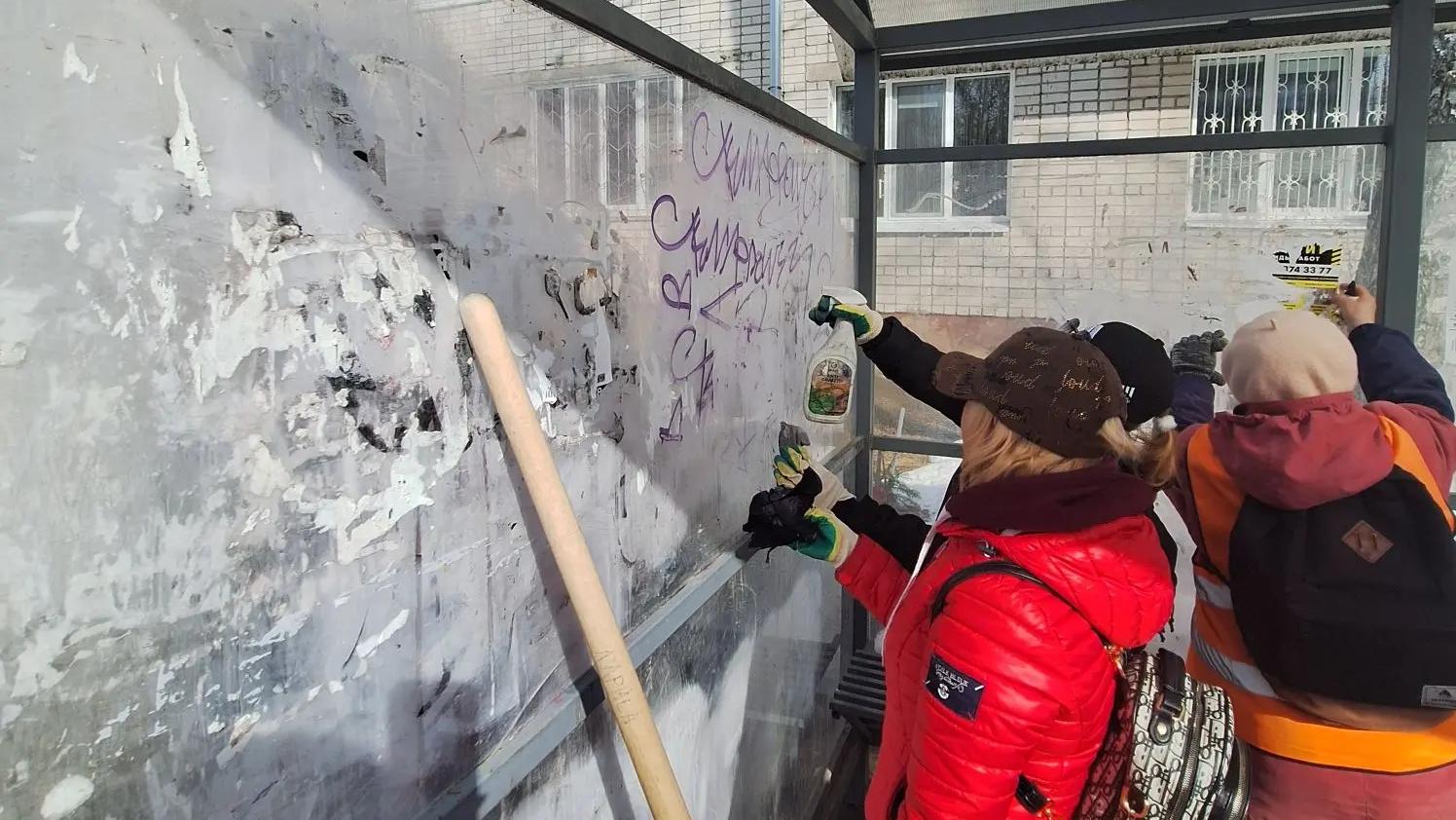 В Йошкар-Оле оттирают остановки