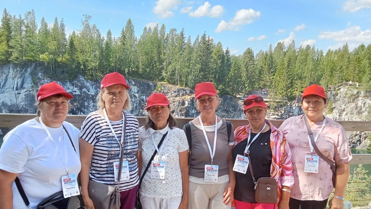 Из Марий Эл в тур по Санкт-Петербургу и Карелии отправились ещё несколько мам героев СВО