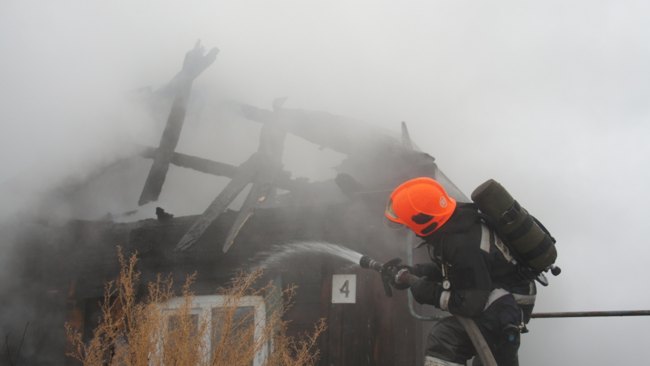 В СНТ «Мир» произошёл пожар — есть пострадавший