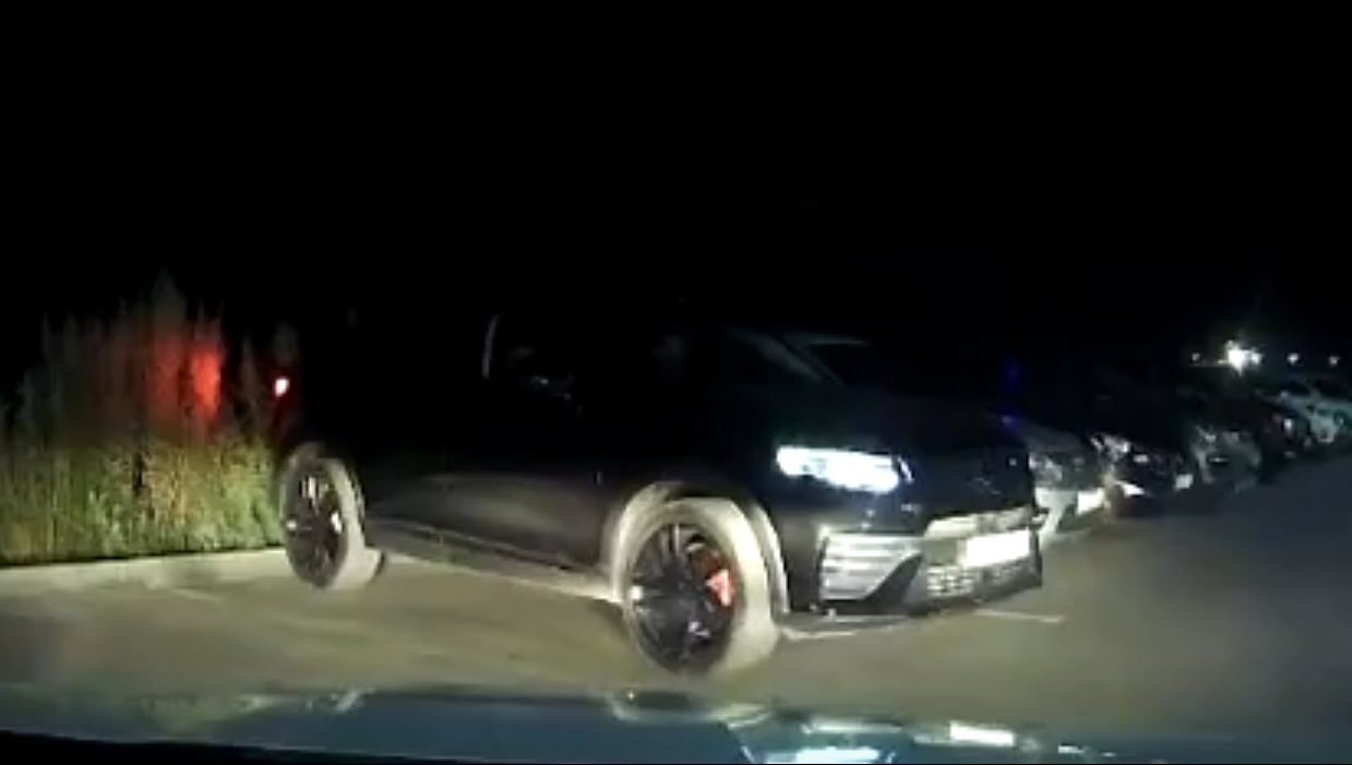 В Йошкар-Оле пьяный водитель не смог убежать от сотрудников ДПС