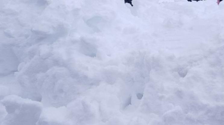 В ПФО ребёнок пережил клиническую смерть под снежным завалом