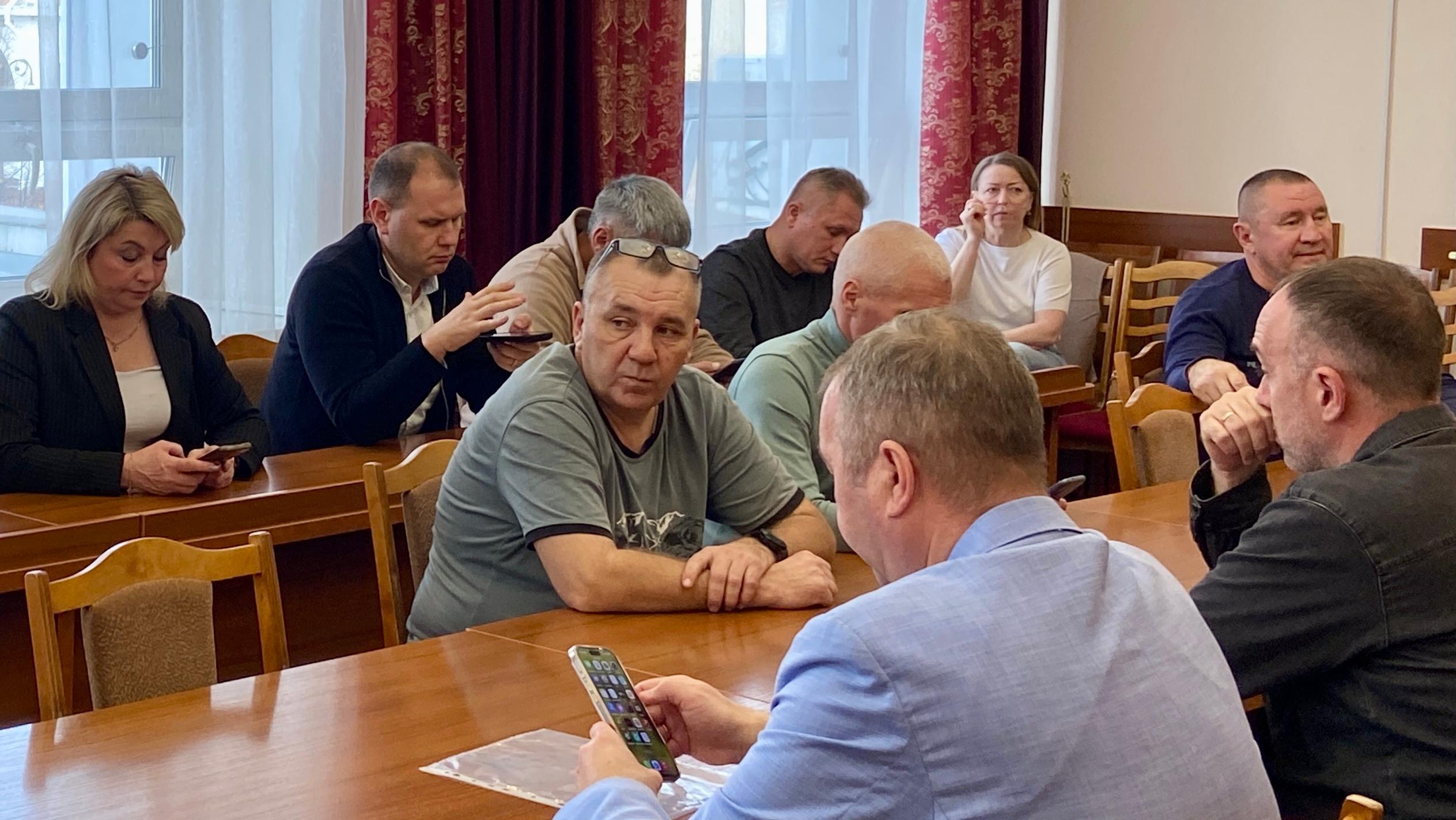 Управляющие компании Йошкар-Олы призвали решить вопросы с листвой