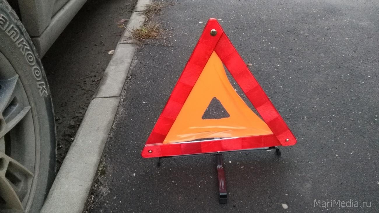 В Медведево автоледи врезалась в маршрутку