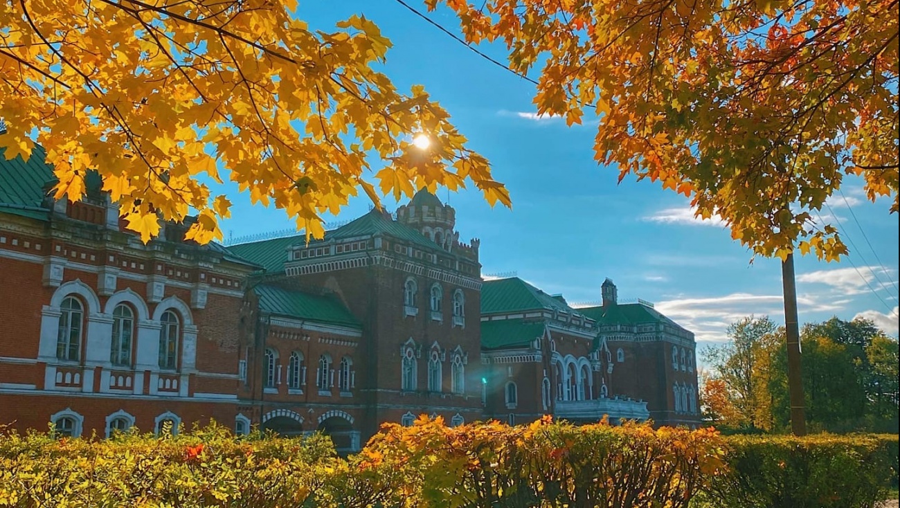 Для посещения замка Шереметева теперь нужны QR-коды