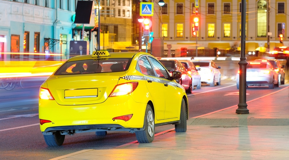 Штраф за перевозку детей без автокресел хотят поднять до 50 тысяч рублей для таксистов