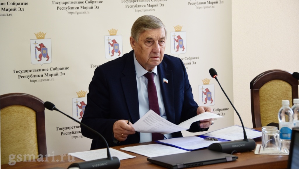 Парламентарии Марий Эл готовятся к первой сессии в новом составе