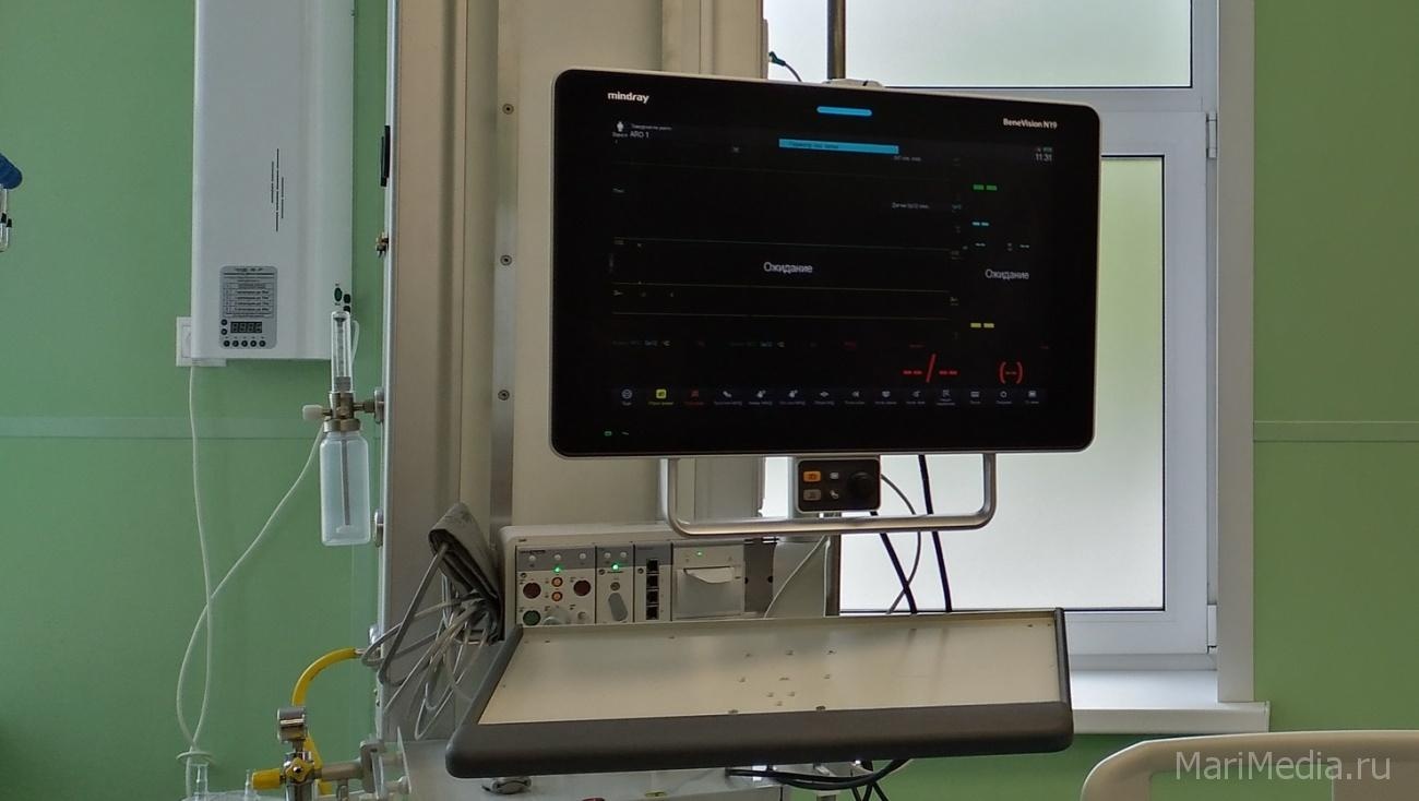 Онкологический диспансер получил две телемедицинские стойки