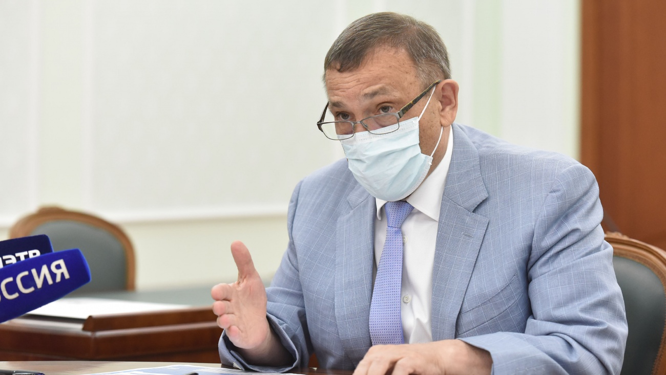 Глава Марий Эл провёл совещание по строительству школы и роддома в городе Волжске