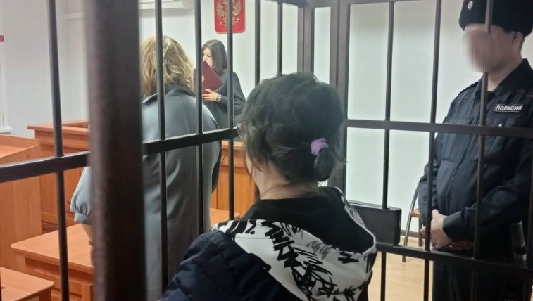 Жительница Йошкар-Олы подожгла знакомую в подъезде дома