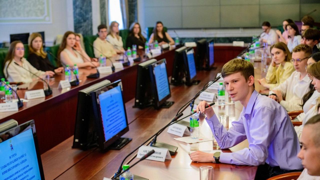 Студенты Финансового университета ознакомились с работой Правительства Марий Эл