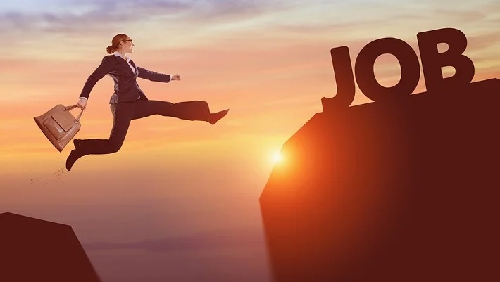 Почти пятая часть россиян считает, что женщины не должны работать