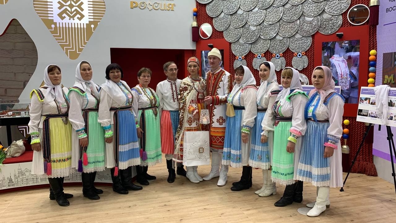 Бракосочетание с участием пары из Марий Эл на ВДНХ вошло в Книгу рекордов России