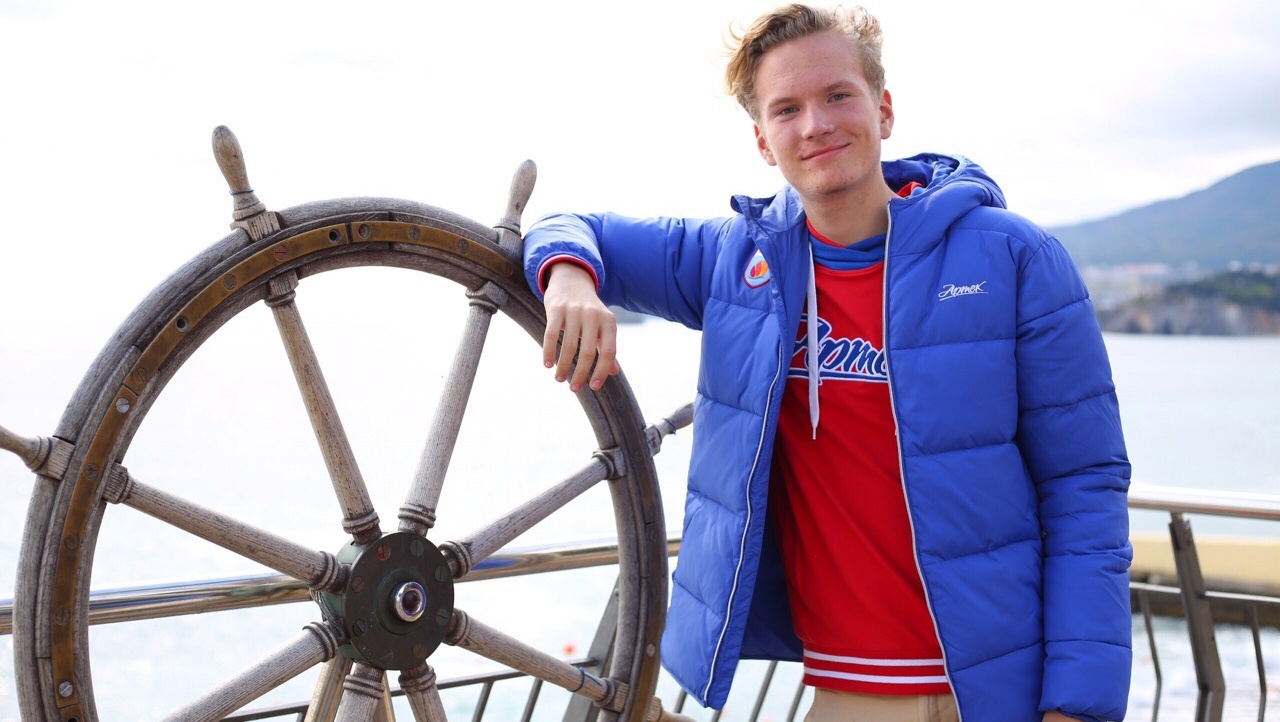 Воспитанник киностудии «ЗУМ» вернулся из «Артека» с наградой