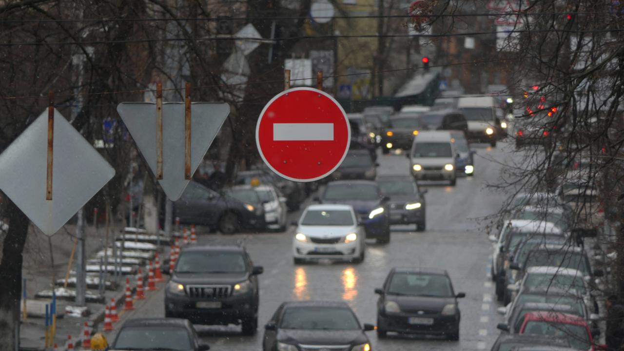 В Йошкар-Оле на неделю ограничили движение по Ленинскому проспекту