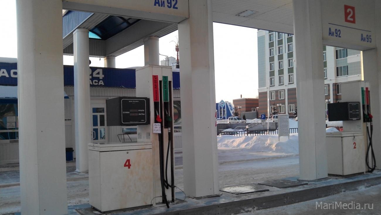 На АЗС недолив топлива превышает норму в два-три раза