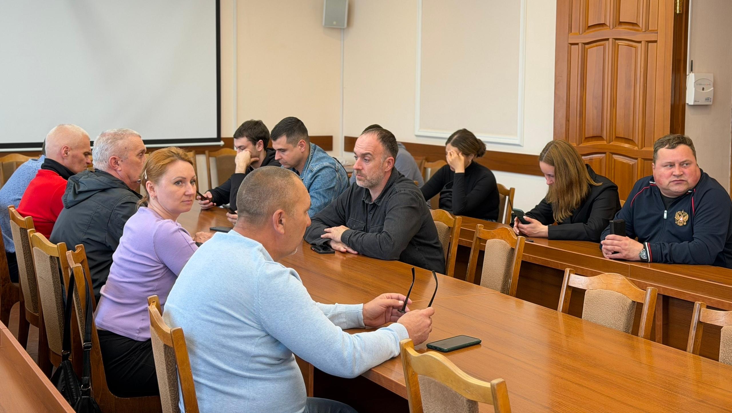 Управляющим компаниям Йошкар-Олы поручено браться за косы