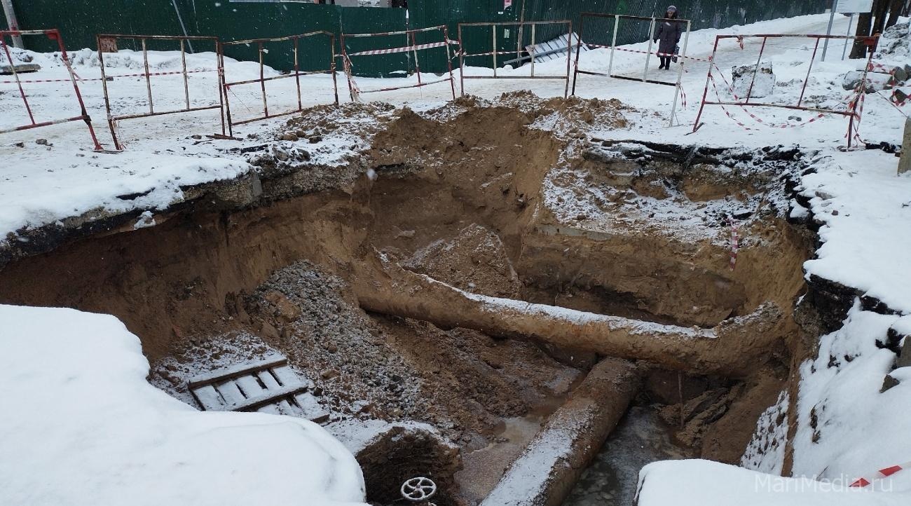 В Юрино из-за коммунальной аварии возникли проблемы с холодной водой