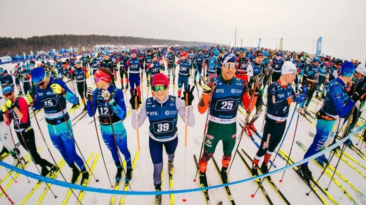 ВТБ: более 3,9 тысячи спортсменов закрыли сезон на Югорском лыжном марафоне