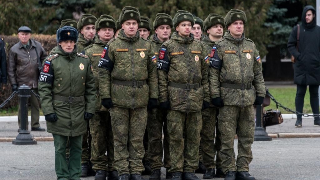 В преддверии Дня полиции в Йошкар-Оле прошёл открытый гарнизонный развод