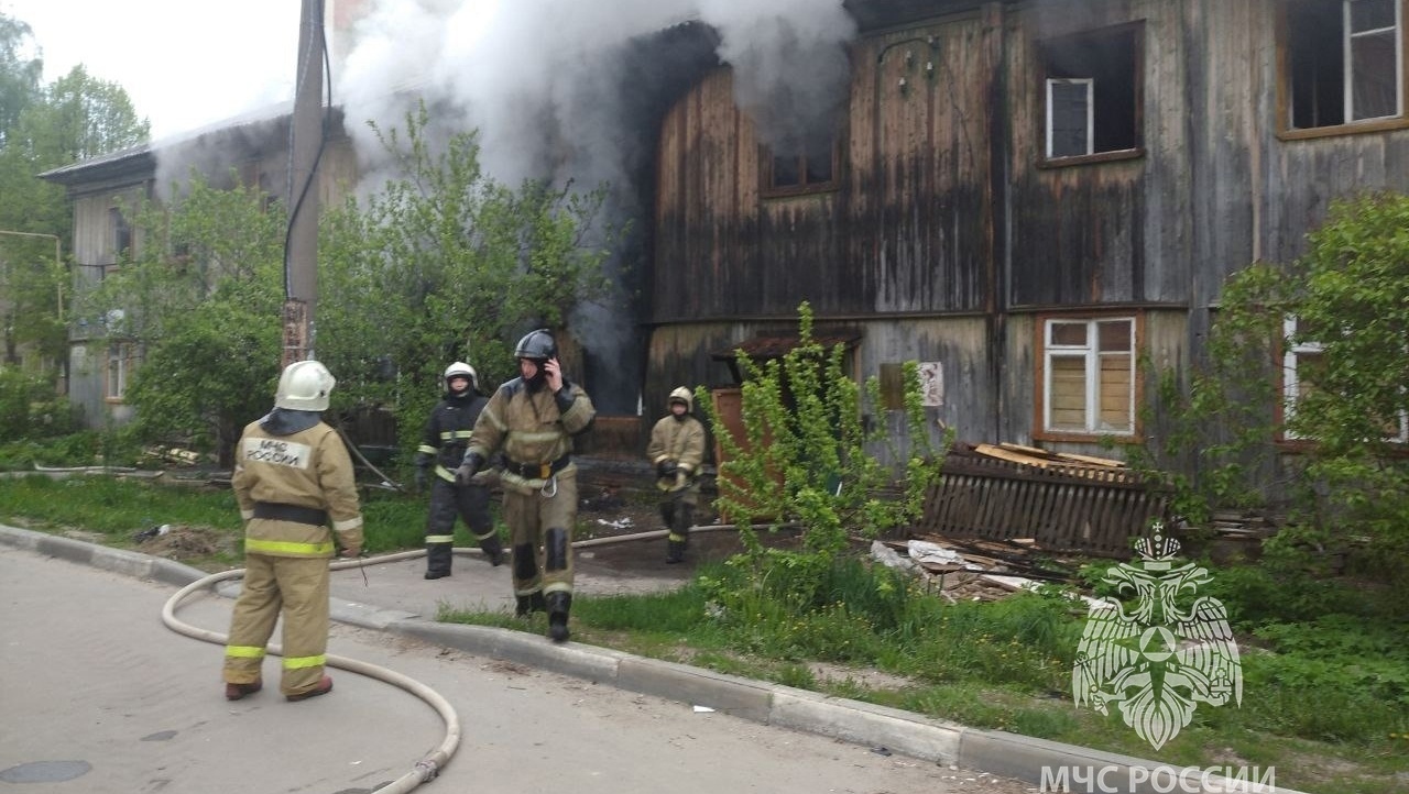 В Йошкар-Оле подожгли расселённый барак