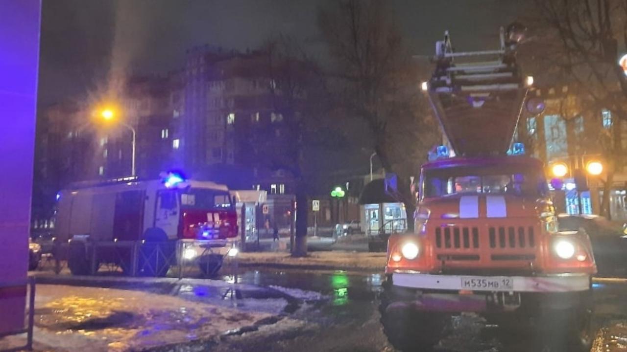 На минувшей неделе в Марий Эл пожарные спасли из огня человека 