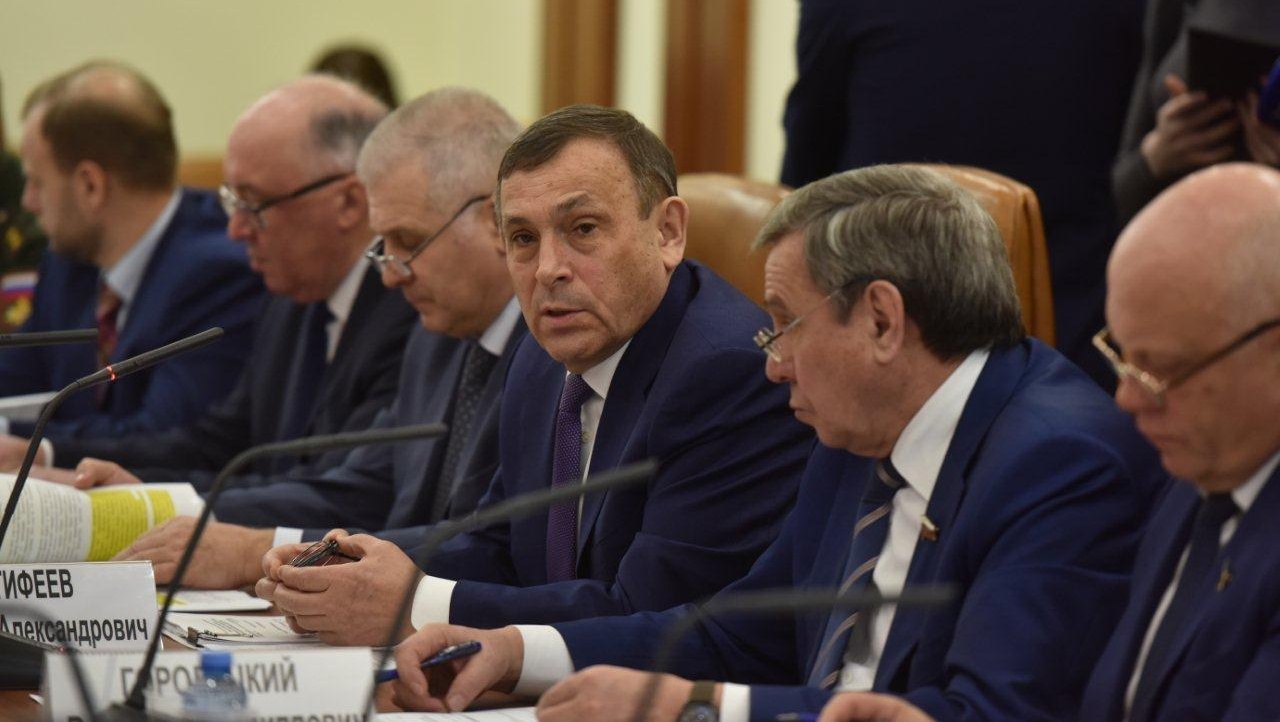 Александр Евстифеев: «Хочу развеять миф про печаль дорог республики»