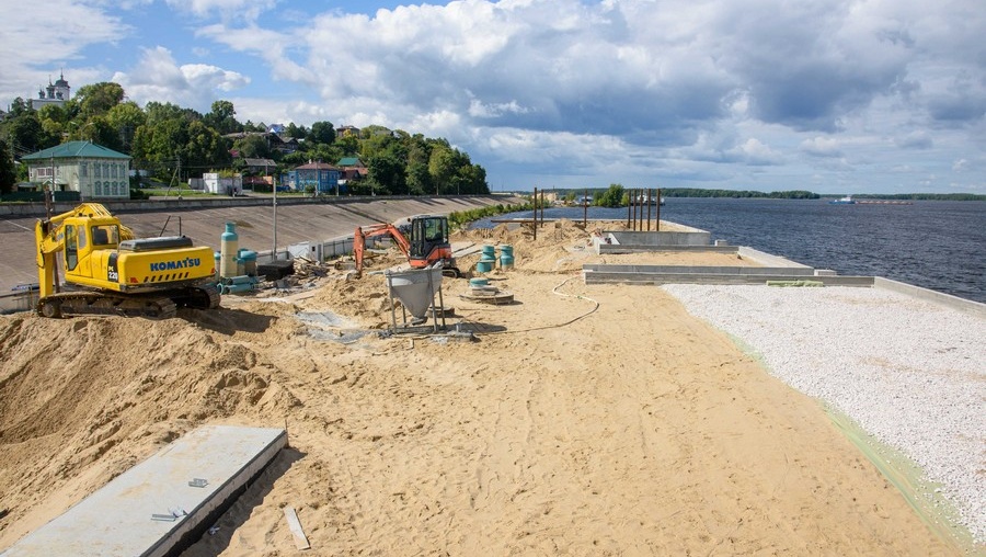 В Козьмодемьянске завершают строительство причала стоимостью более 295 млн рублей