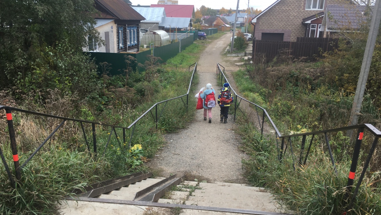 В дорожных инфраструктурах трёх школ Йошкар-Олы выявлены серьёзные нарушения