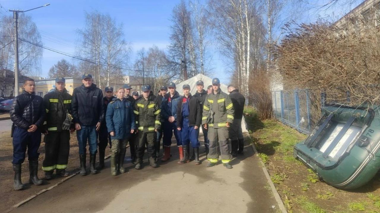 В Йошкар-Оле круглосуточно дежурят спасательные посты и работают волонтёры