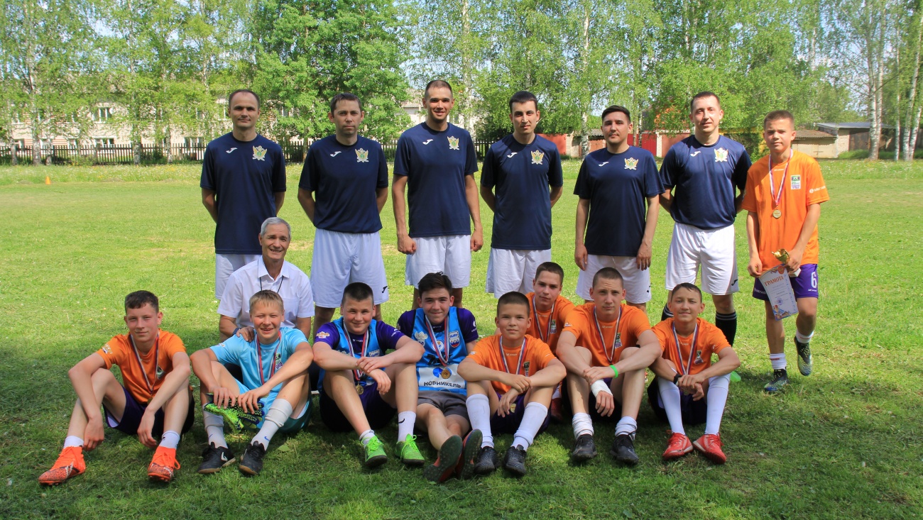 Судебные приставы Марий Эл организовали для ребят из детдома футбольный матч