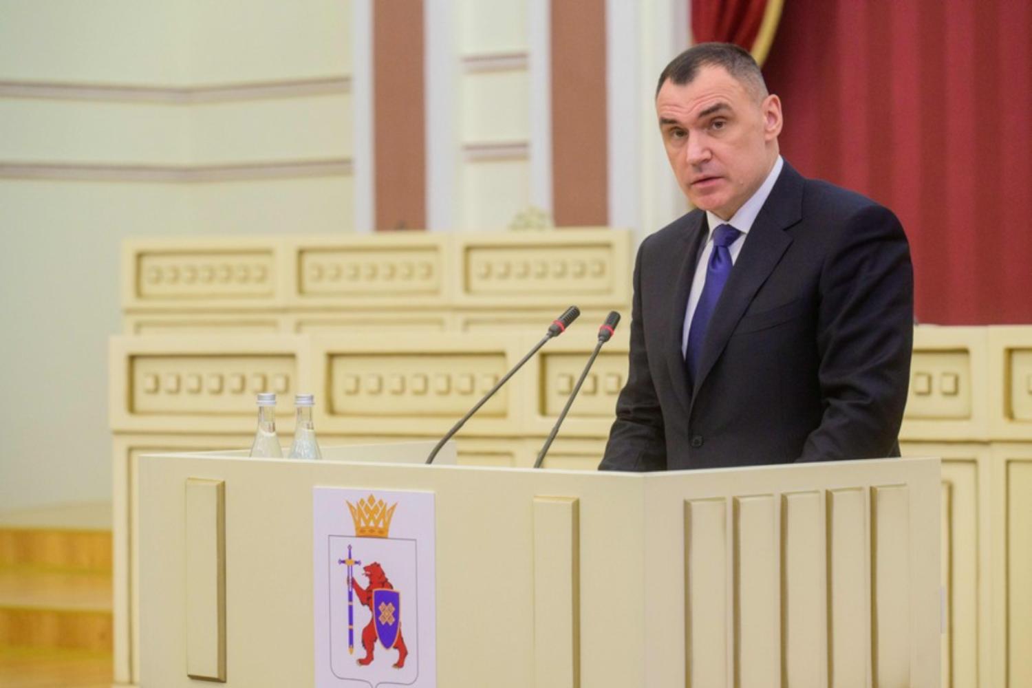 Глава Марий Эл наградил отличившихся работников судебной системы