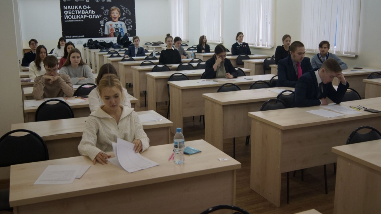 В Марий Эл олимпиадные испытания прошли уже по 11 школьным предметам