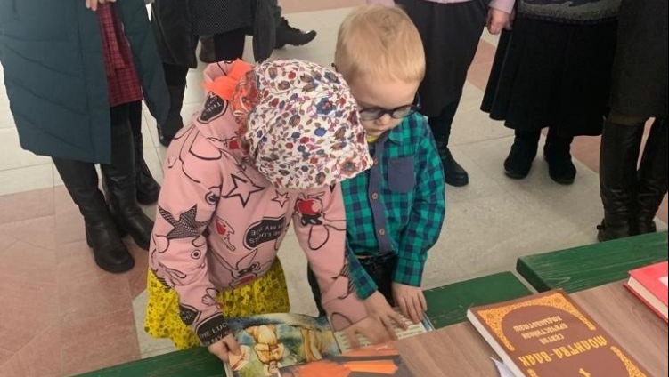 В селе Верх-Ушнур прошла выставка православной книги