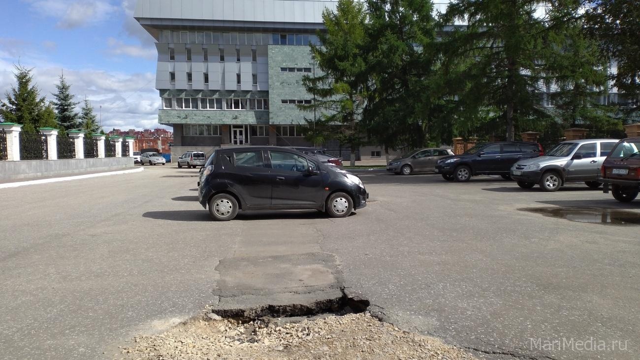 В Йошкар-Оле парковка у драмтеатра может уйти под землю