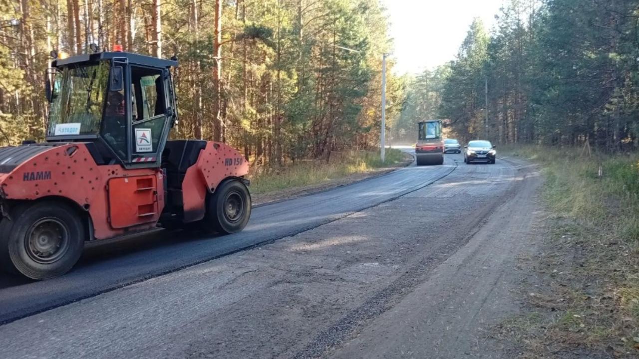В Волжске раньше срока завершают капремонт дороги по улице Орлова