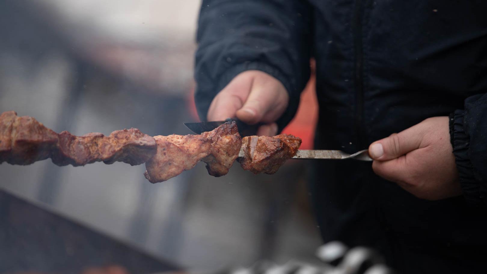 На ярмарке выходного дня в Марий Эл продавали шашлык из мяса неизвестного происхождения