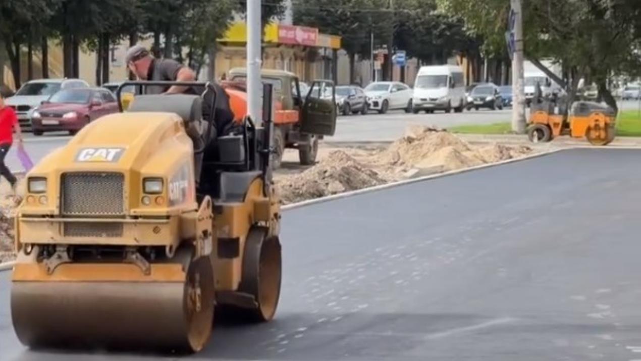 В Йошкар-Оле отремонтировали тротуар на улице Первомайской