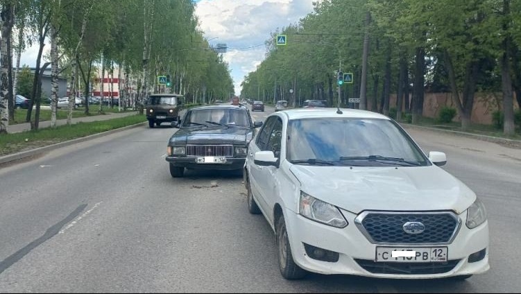 В Йошкар-Оле водитель «Волги» врезался в иномарку