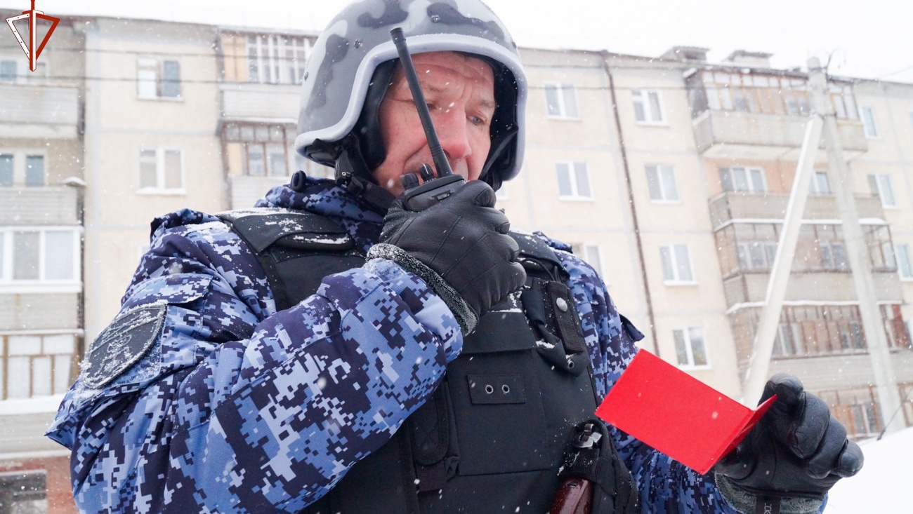 В Йошкар-Оле 47-летний рецидивист ограбил знакомую в баре