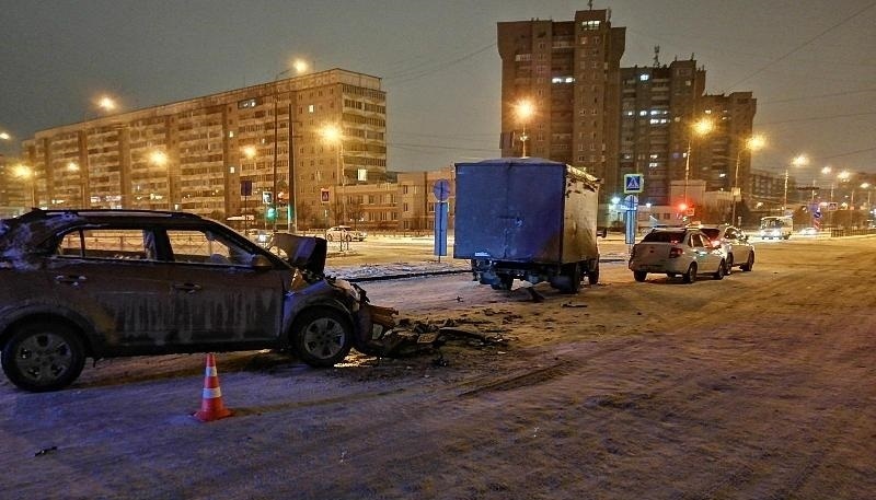 По вине нетрезвого водителя в Йошкар-Оле столкнулись 4 машины
