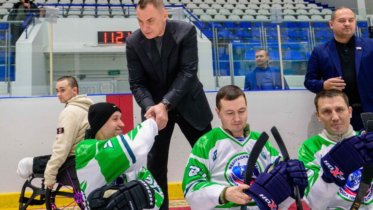 В Йошкар-Оле для ветеранов СВО провели мастер-класс по следж-хоккею