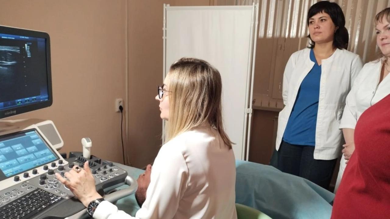 В онкологическом диспансере специалист НМИЦ радиологии провела серию мастер-классов