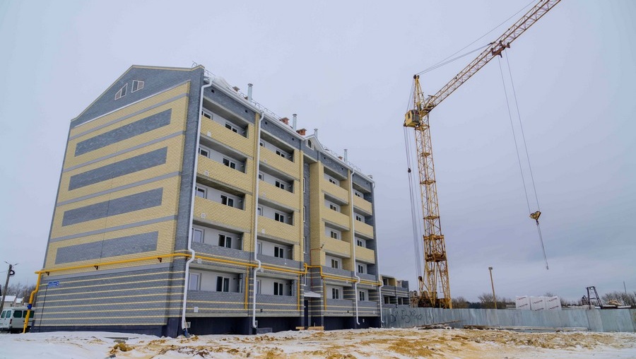 В Медведевском районе 36 детей-сирот получили ключи от новых квартир