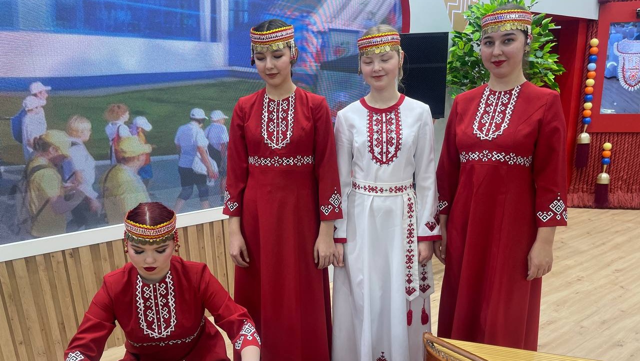 Стенд Марий Эл на выставке-форуме «Россия» привлекает множество посетителей