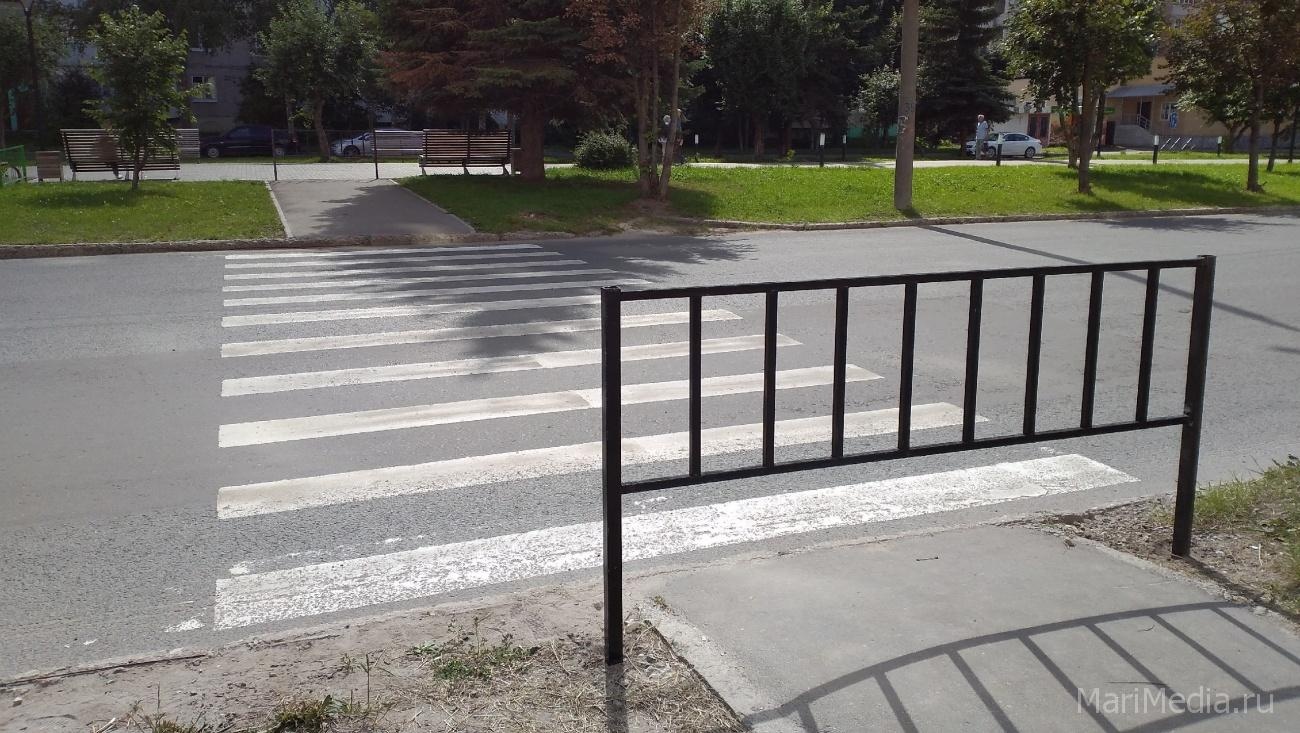 В Сомбатхее на бульваре Чавайна убрали нерегулируемый пешеходный переход