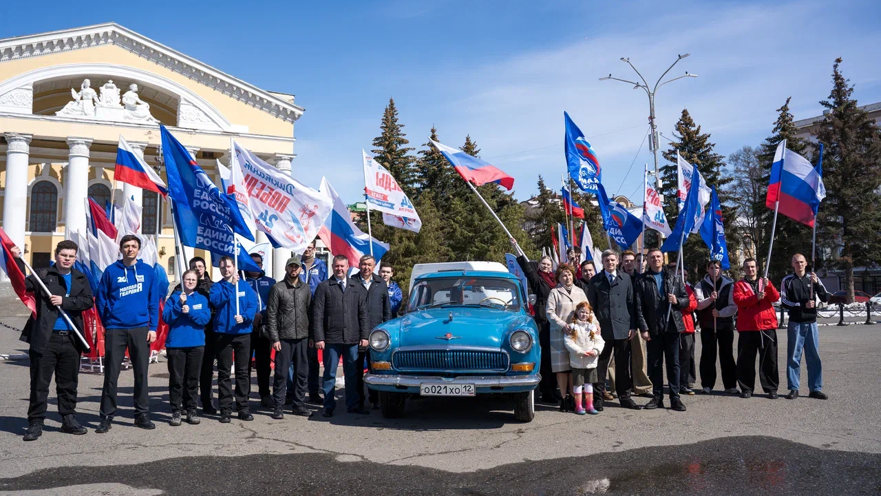 В Йошкар-Оле состоялся традиционный «Автопробег Победы» 
