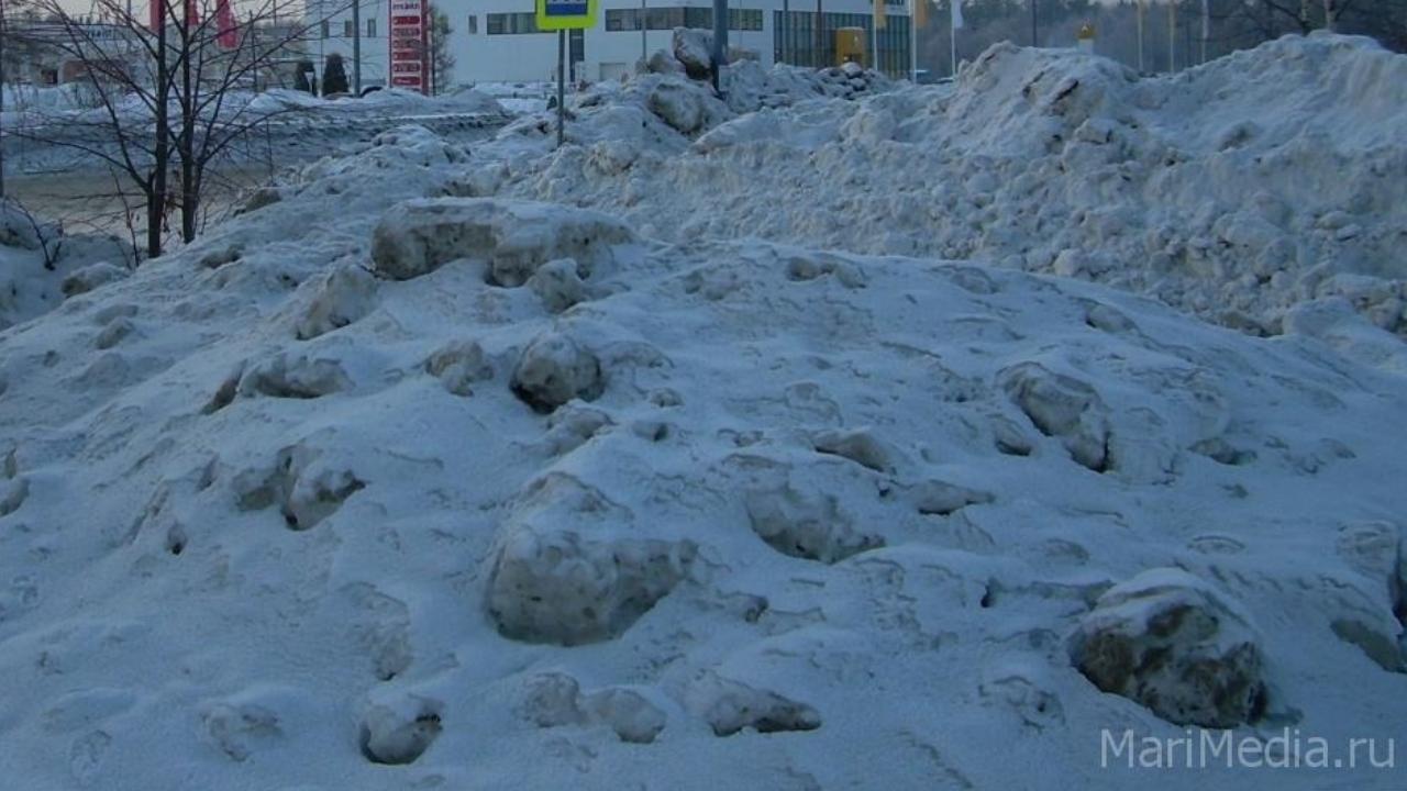 Несколько УК в Йошкар-Оле получили замечание за плохую уборку снега