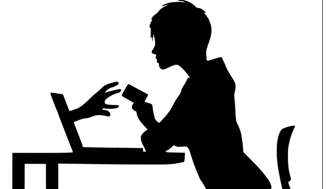 Йошкаролинка поверила телефонному аферисту и лишилась крупной суммы