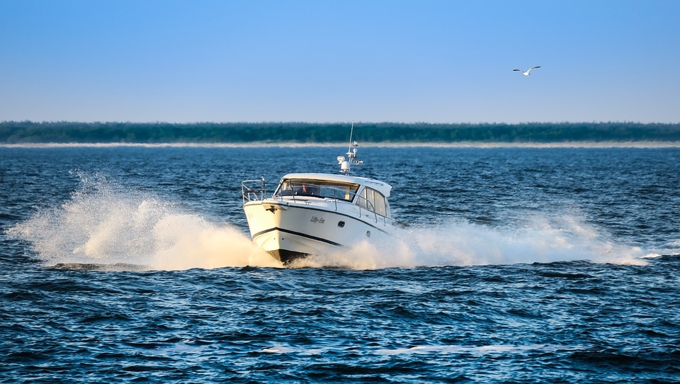 Суд лишил йошкаролинца права на управление маломерным судном