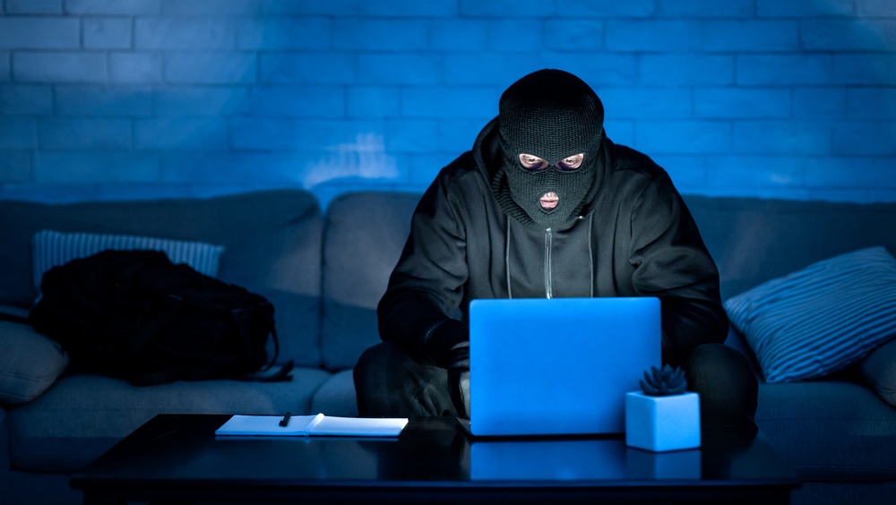 Действия, которые мошенники ждут от своих жертв